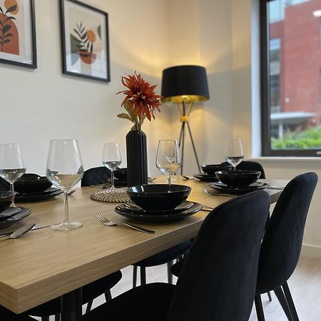 Modern City Centre Apartment Ексетер Екстер'єр фото