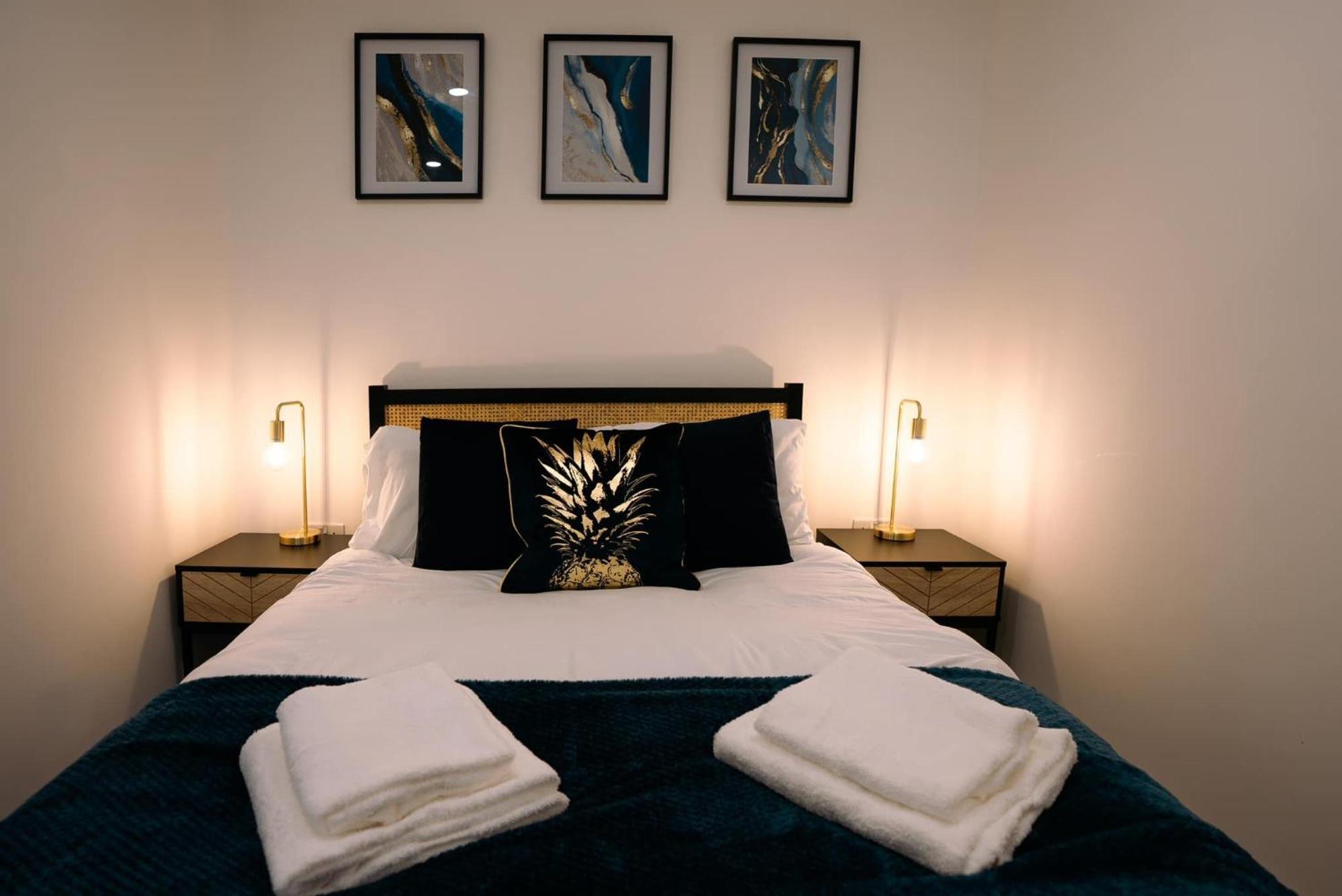 Modern City Centre Apartment Ексетер Екстер'єр фото