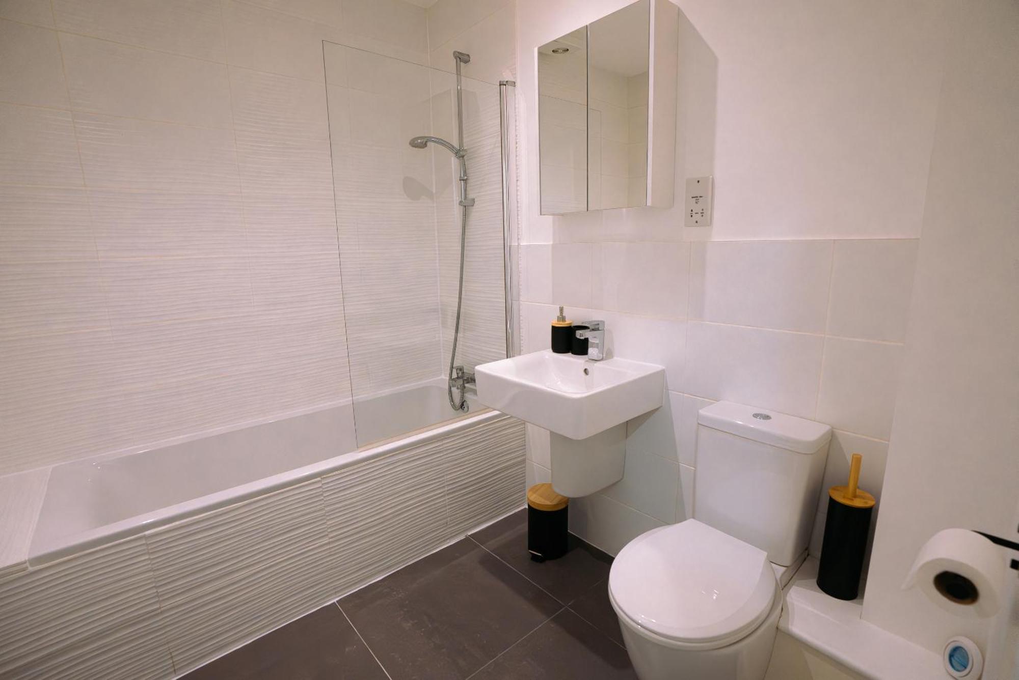 Modern City Centre Apartment Ексетер Екстер'єр фото