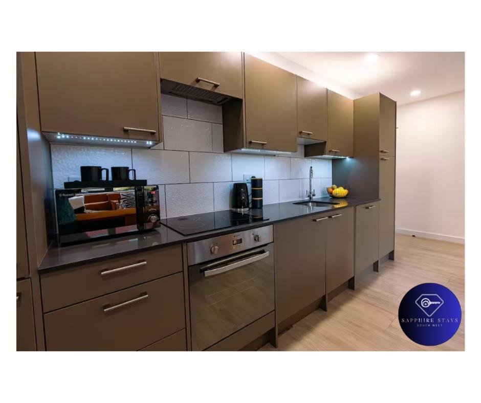 Modern City Centre Apartment Ексетер Екстер'єр фото