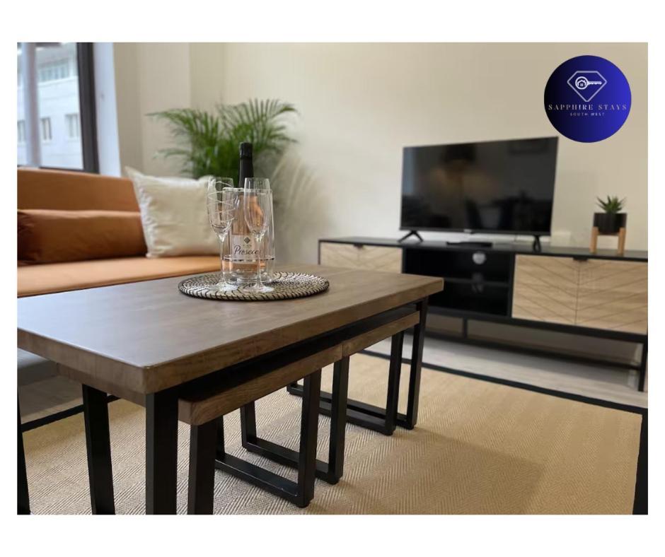 Modern City Centre Apartment Ексетер Екстер'єр фото